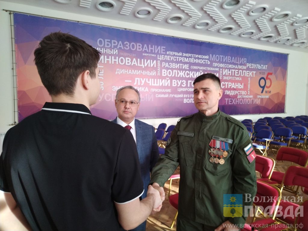 Выбор сердца: студент из Волжского отправляется на службу в войска беспилотных систем